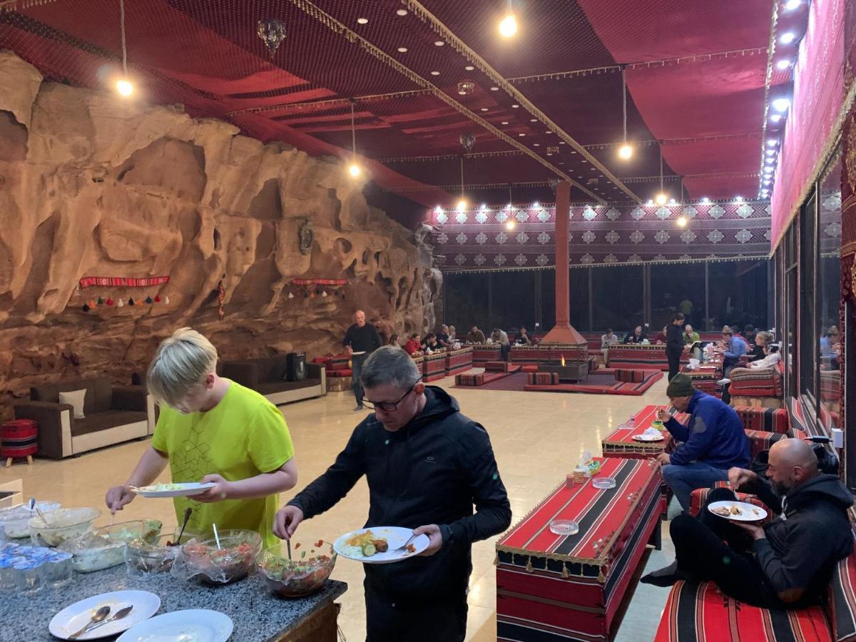 Wadi Rum Travel Camp Екстериор снимка