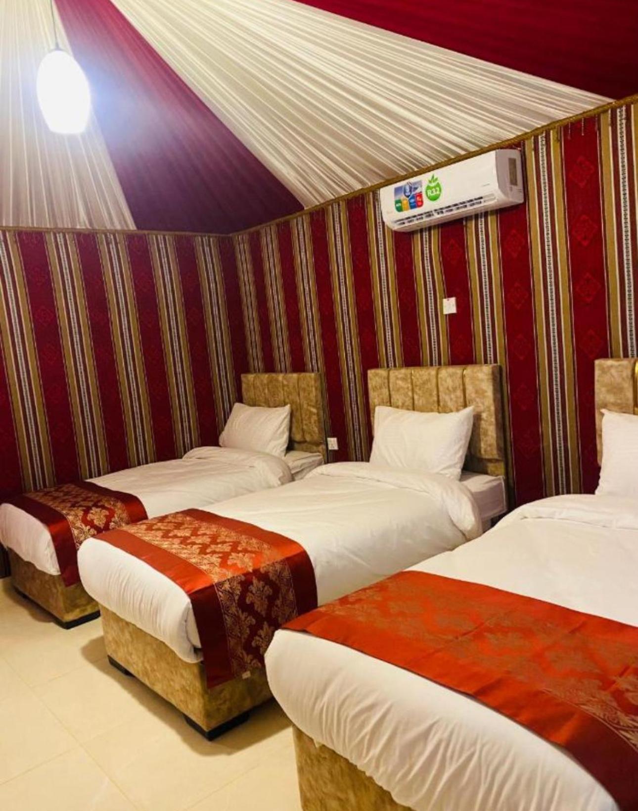 Wadi Rum Travel Camp Екстериор снимка