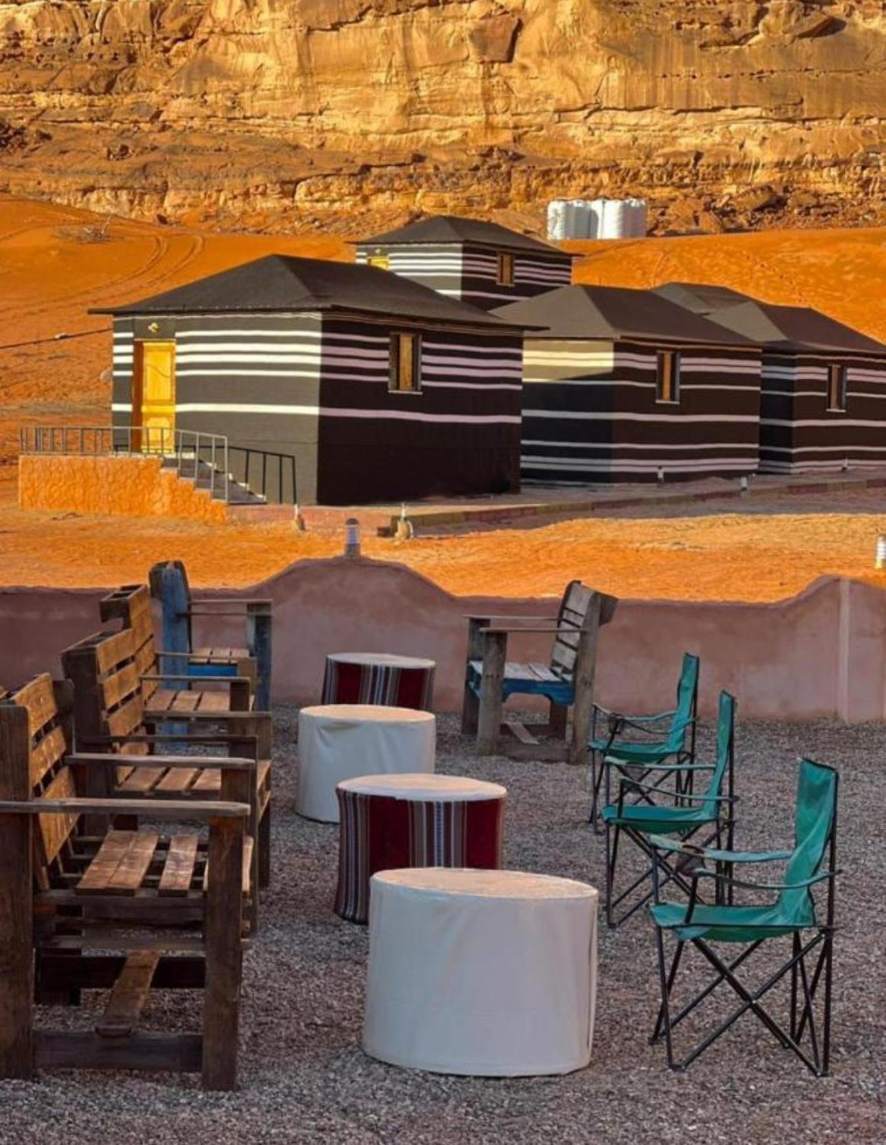 Wadi Rum Travel Camp Екстериор снимка