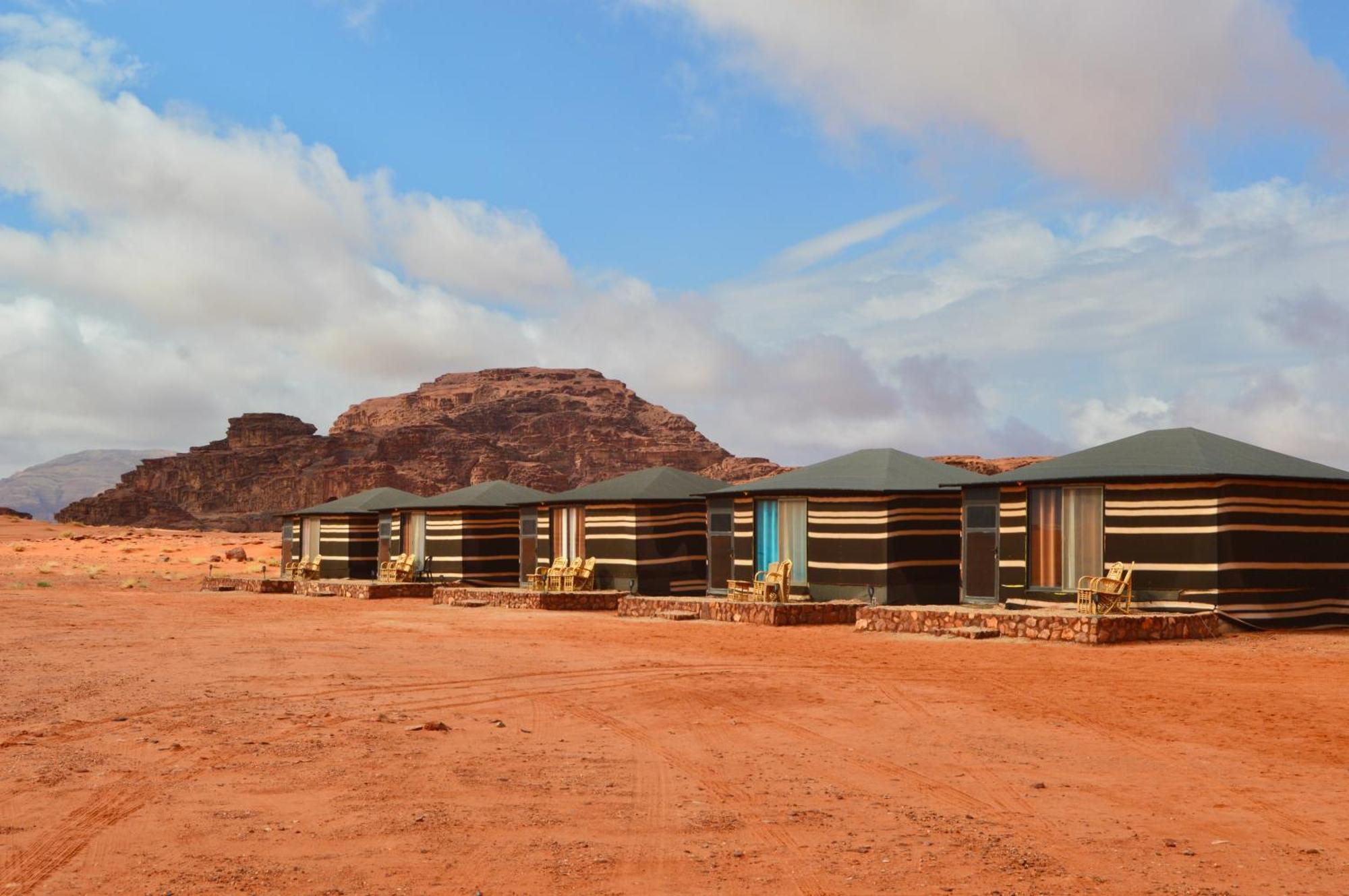 Wadi Rum Travel Camp Екстериор снимка