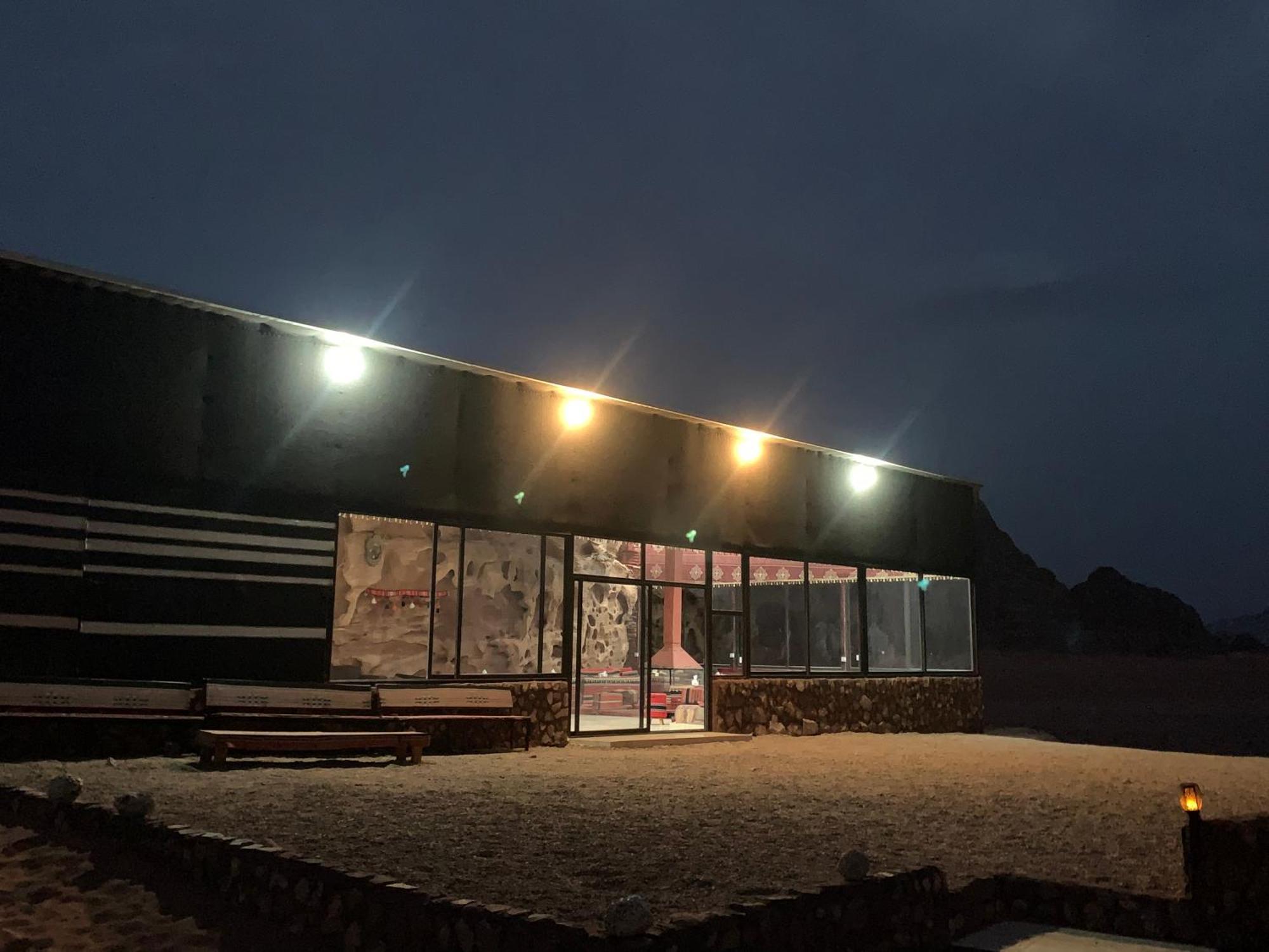 Wadi Rum Travel Camp Екстериор снимка