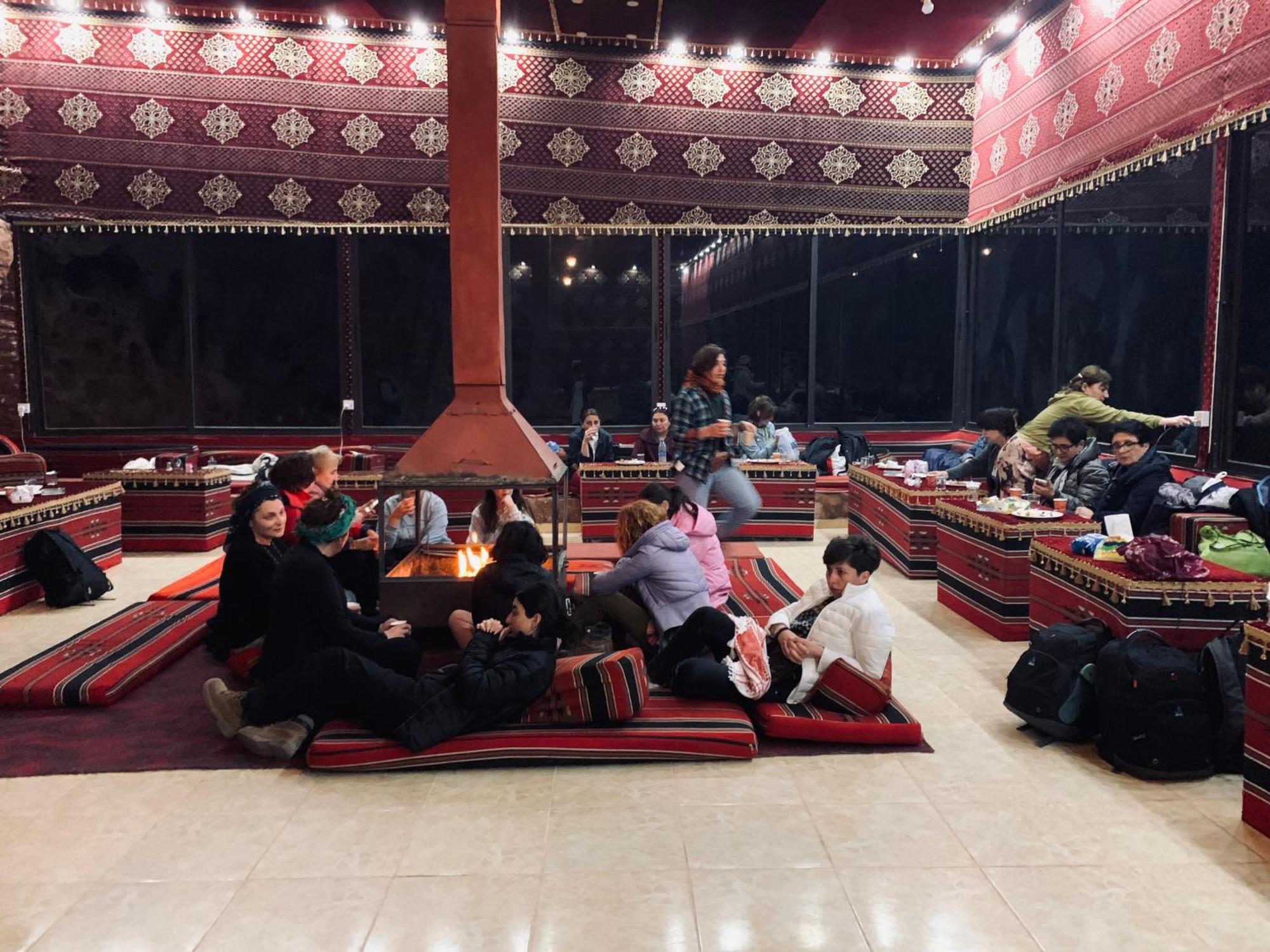 Wadi Rum Travel Camp Екстериор снимка